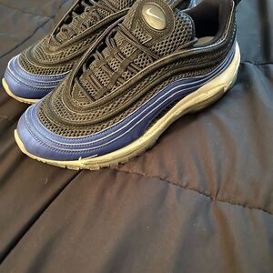 Nike Black and Blue Sneakers with Air Max Cushioning